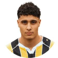 Adam TAHAUI